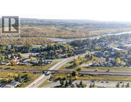 8007 36 Avenue Nw, Calgary, AB T3B1V8 Photo 46