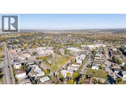 8007 36 Avenue Nw, Calgary, AB T3B1V8 Photo 48