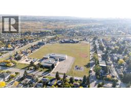 8007 36 Avenue Nw, Calgary, AB T3B1V8 Photo 49