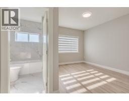3550 Monson Crescent, Coquitlam, BC V3B0S2 Photo 25
