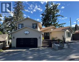  3037 Country Hills Lane, West Kelowna
