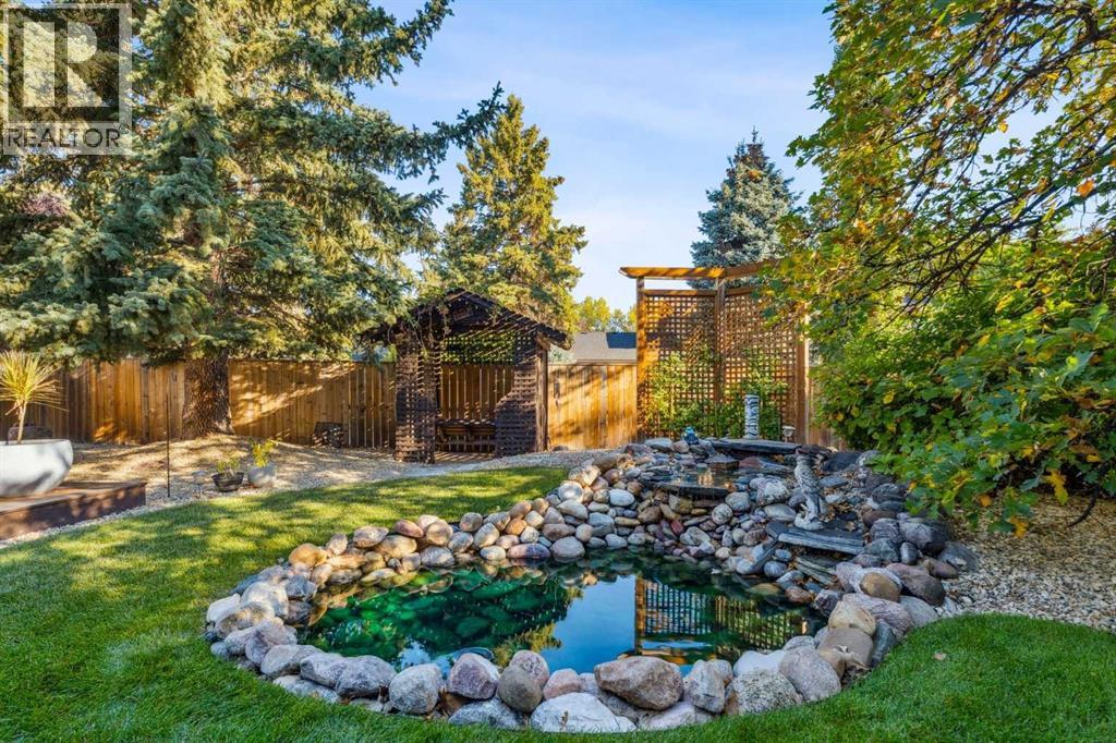 640 Willoughby Crescent SE - 47