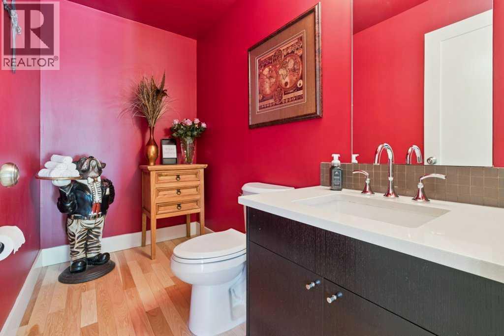 640 Willoughby Crescent SE - 17