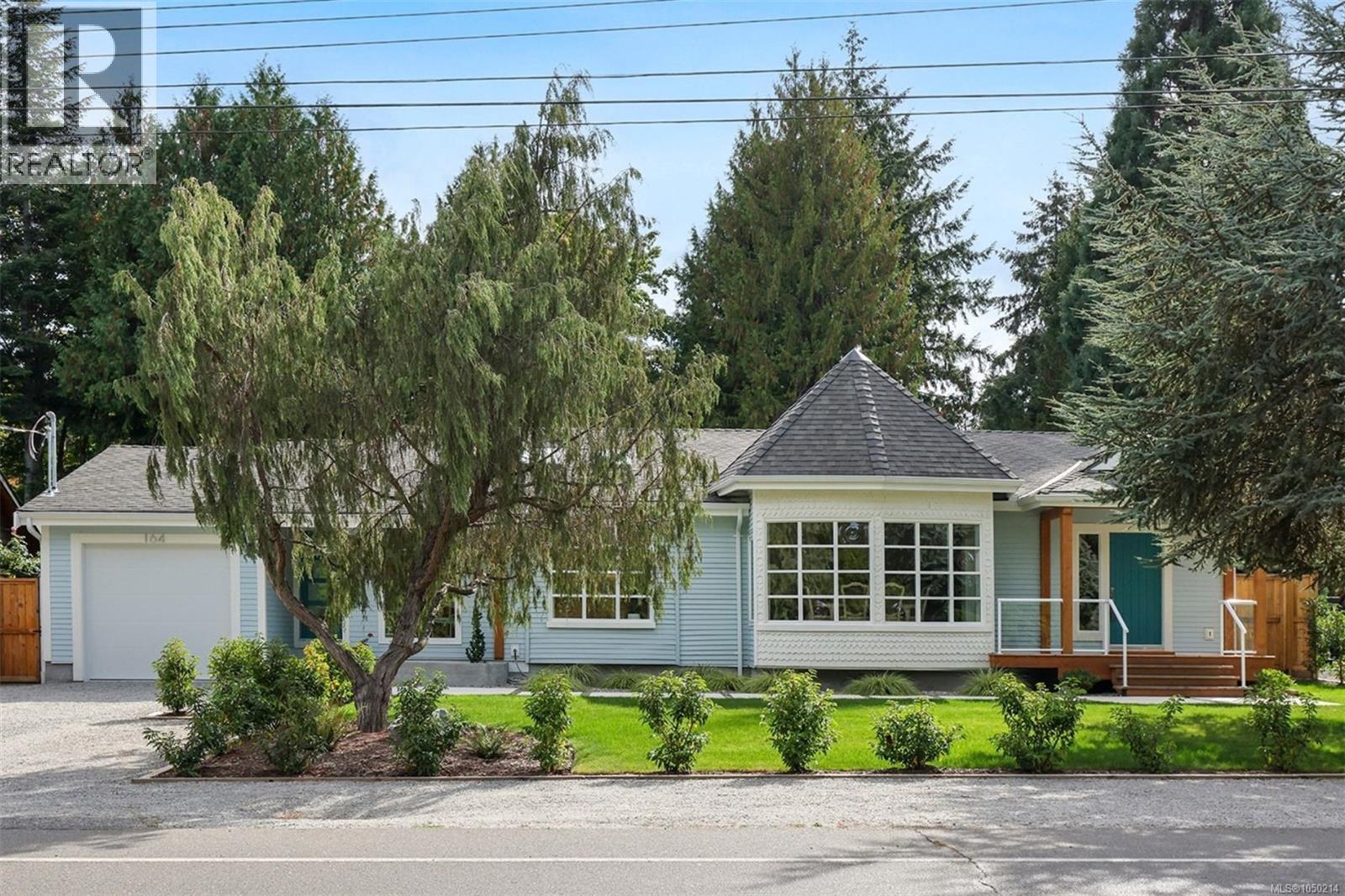 164 Crescent Rd E