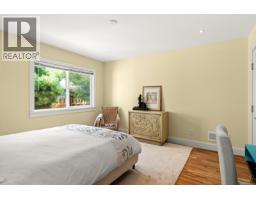 164 Crescent Rd E, Qualicum Beach, BC V9K1L6 Photo 41
