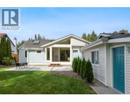 164 Crescent Rd E, Qualicum Beach, BC V9K1L6 Photo 56