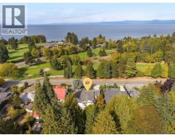 164 Crescent Rd E, Qualicum Beach, BC V9K1L6 Photo 62
