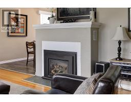3pc Bathroom - 1040 Laurier Avenue, Kelowna, BC V1Y6B1 Photo 6