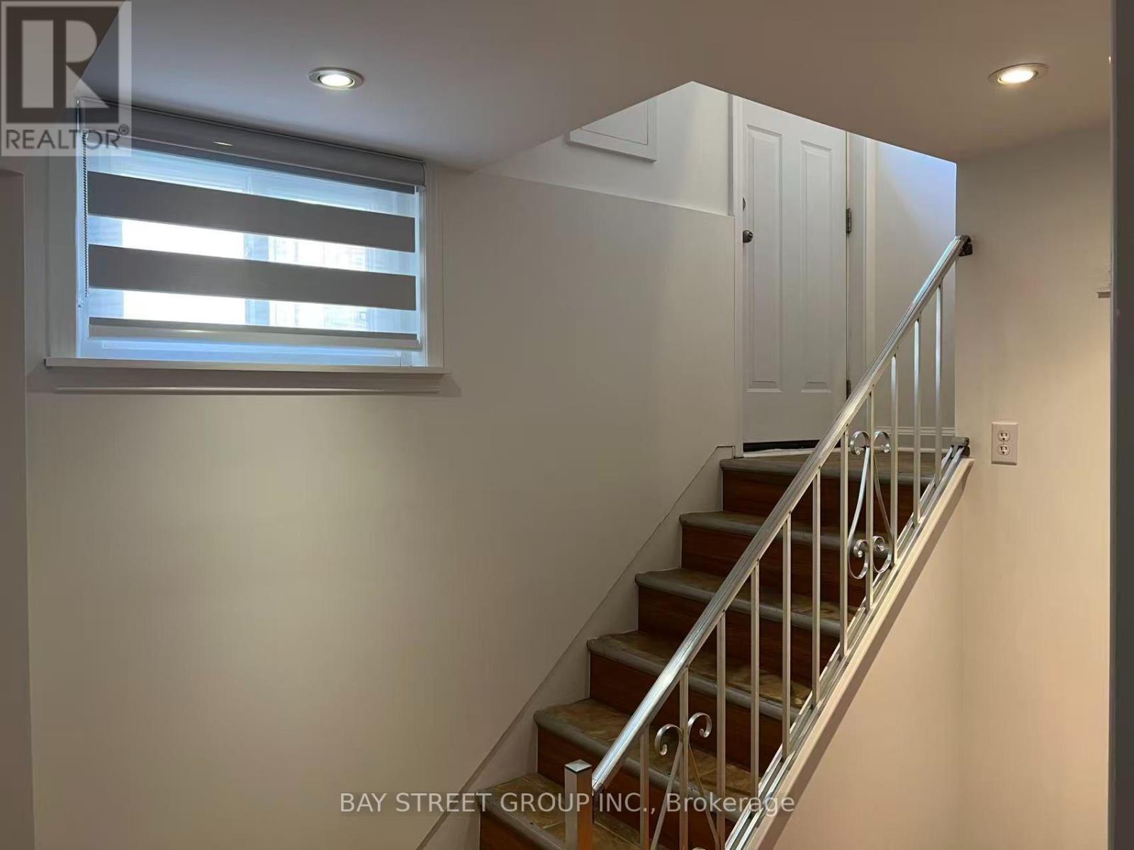 29 HARNISH CRESCENT, Toronto (Newtonbrook East) — photo 11