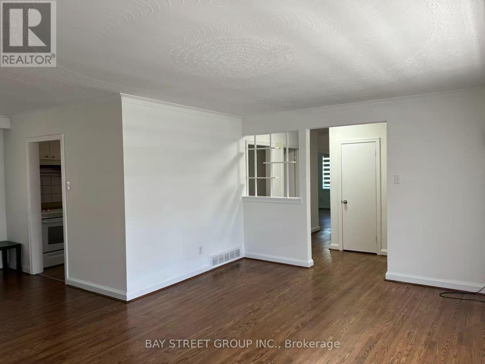 29 HARNISH CRESCENT, Toronto (Newtonbrook East) — photo 5