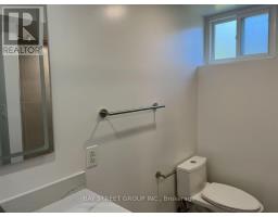 29 Harnish Crescent, Toronto, ON M2M2C2 Photo 15