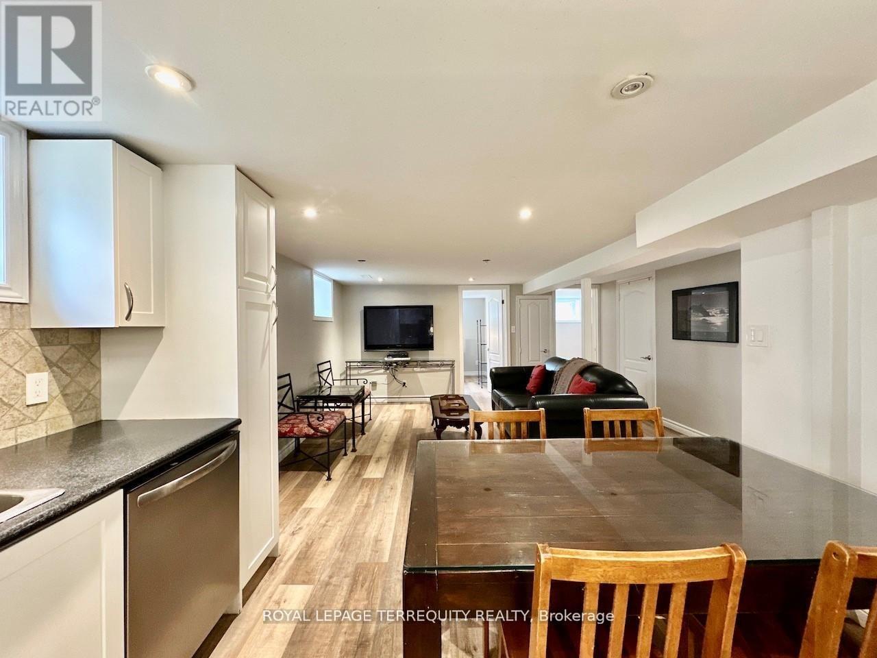 Photo of 113 Scarboro Avenue