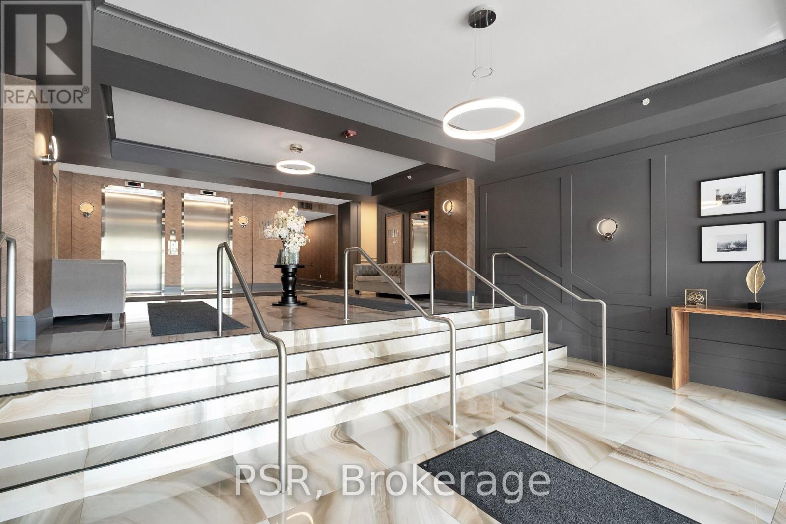 202 - 8302 ISLINGTON AVENUE, Vaughan (Islington Woods) — photo 5