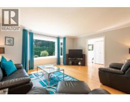 4144 Browning Road, Sechelt, BC V7Z0A2 Photo 11