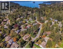 6647 Trudeau Terr, Central Saanich, BC V8M1A3 Photo 28