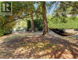 6647 Trudeau Terr, Central Saanich, BC V8M1A3 Photo 25