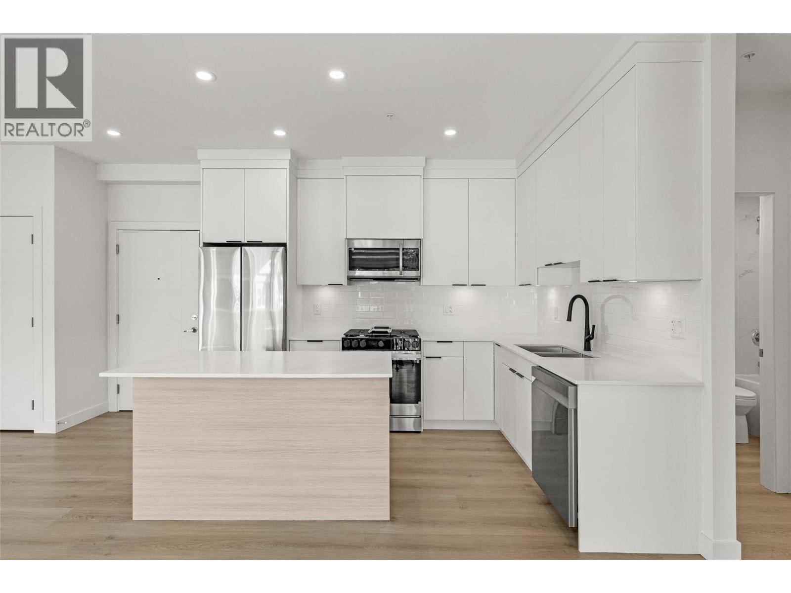 5300 Main Street Unit# 202, Kelowna