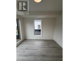 246 Ellis Avenue, St  Catharines, ON L2P0H2 Photo 29