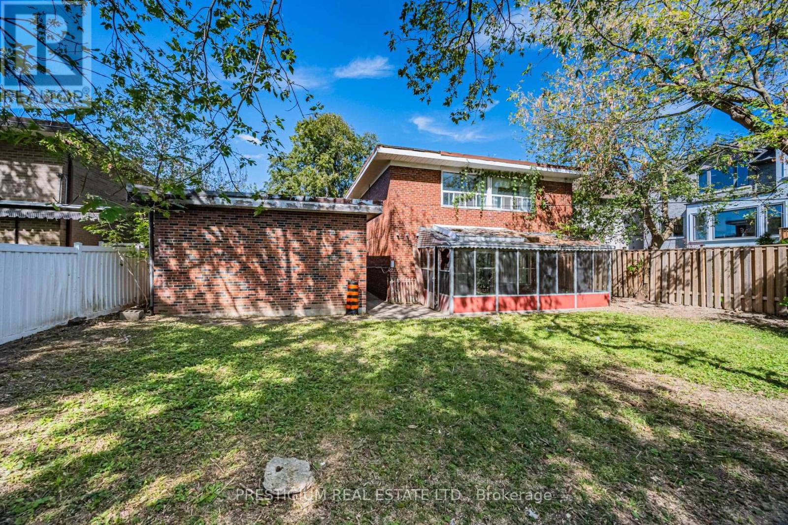 75 STORMONT AVENUE - 24