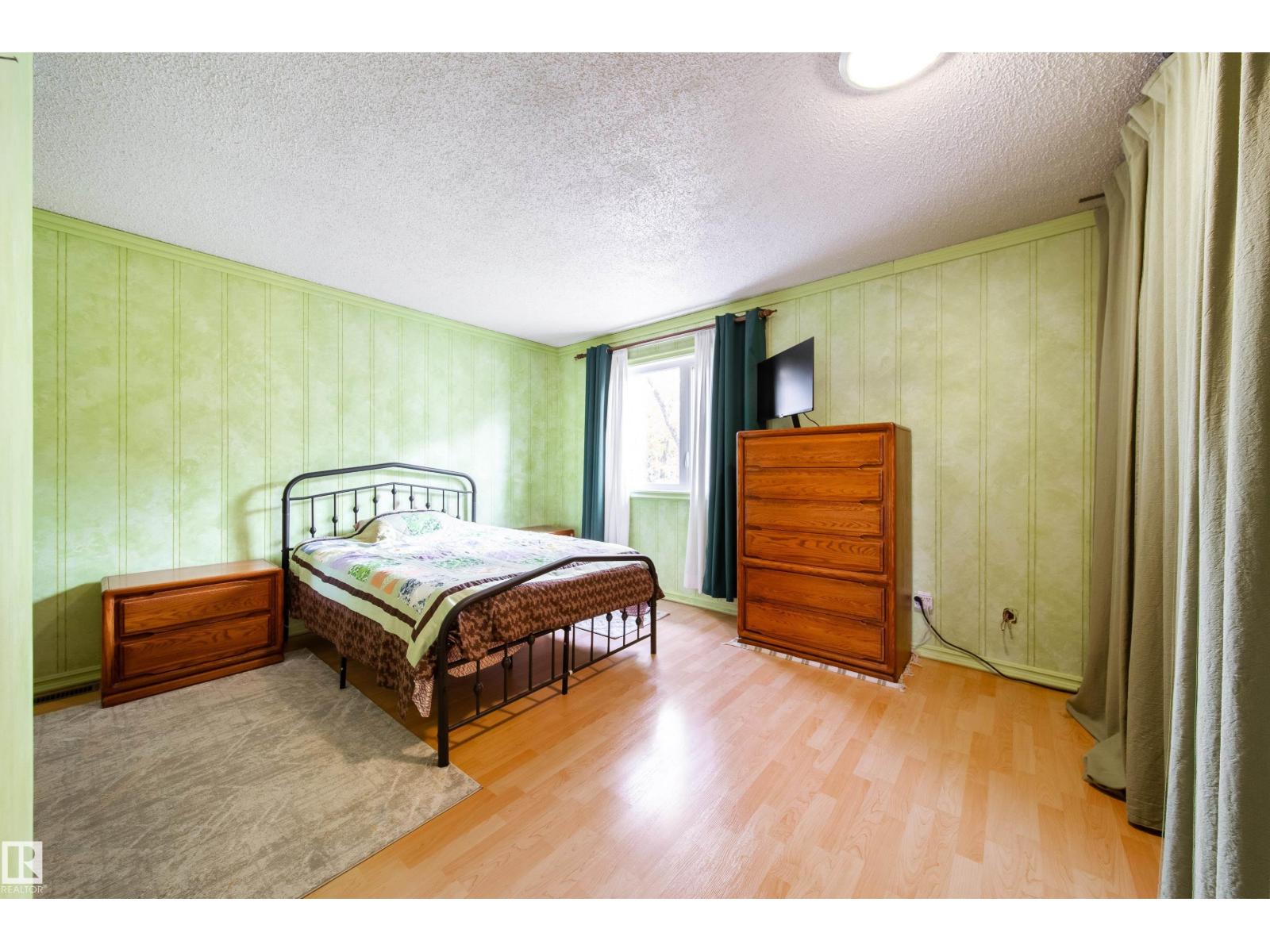 #5 11111 26 AV NW - Image 19