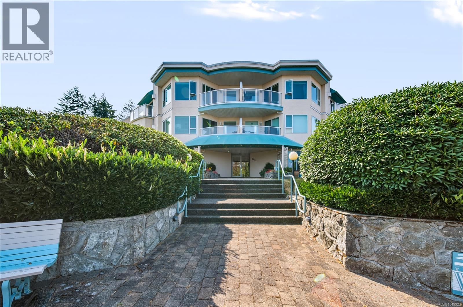 212 4965 Vista View Cres