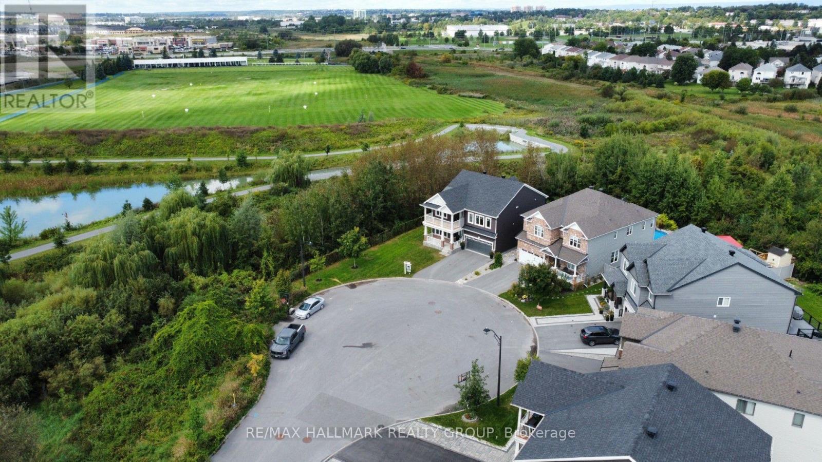 534 NORDMANN FIRR COURT, Ottawa — photo 4