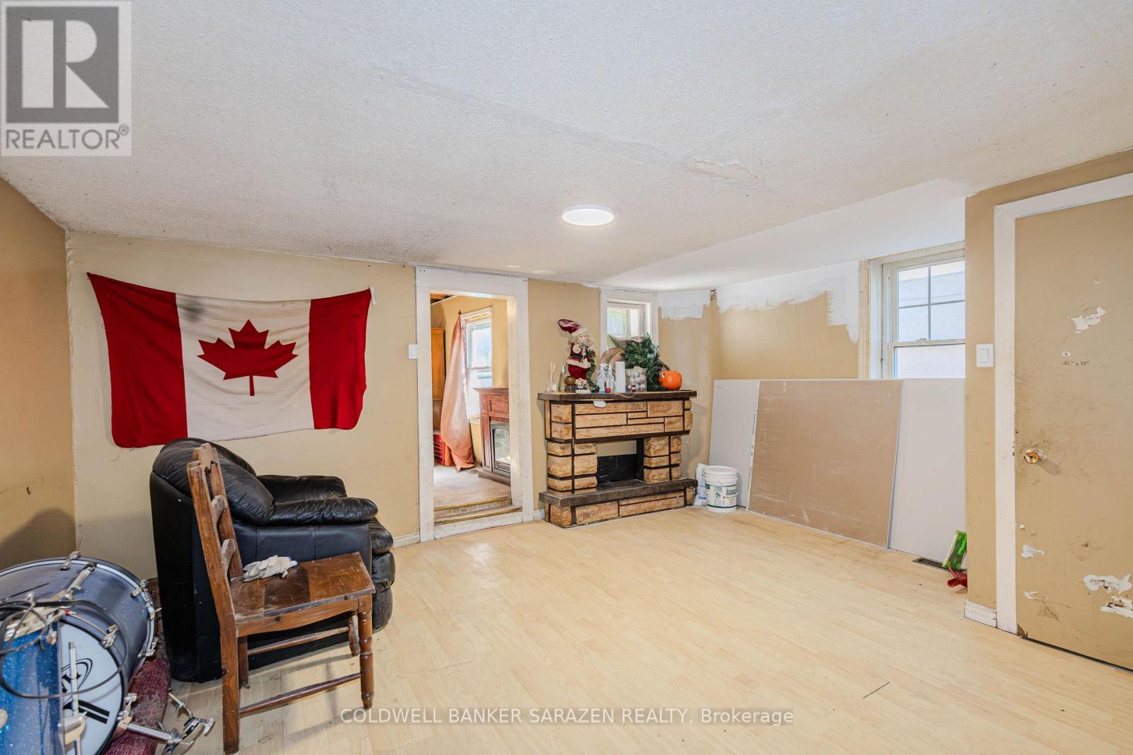 215 DESROSIERS STREET, Ottawa — photo 11