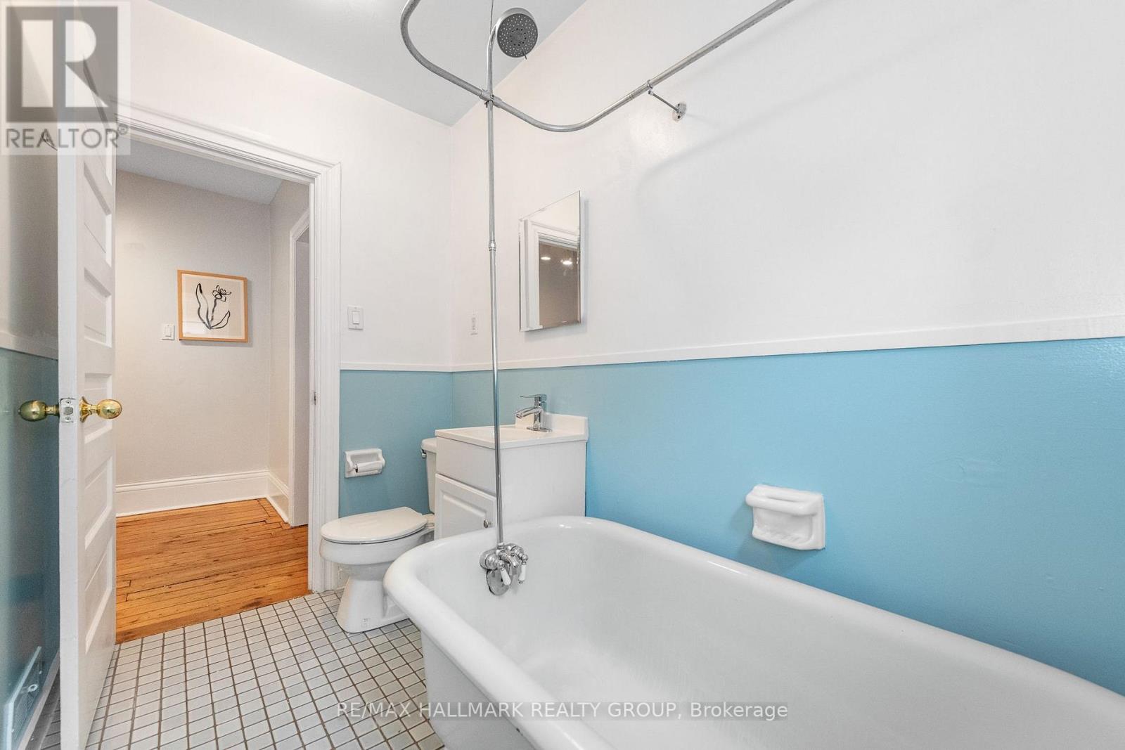 230 PERCY STREET - 22