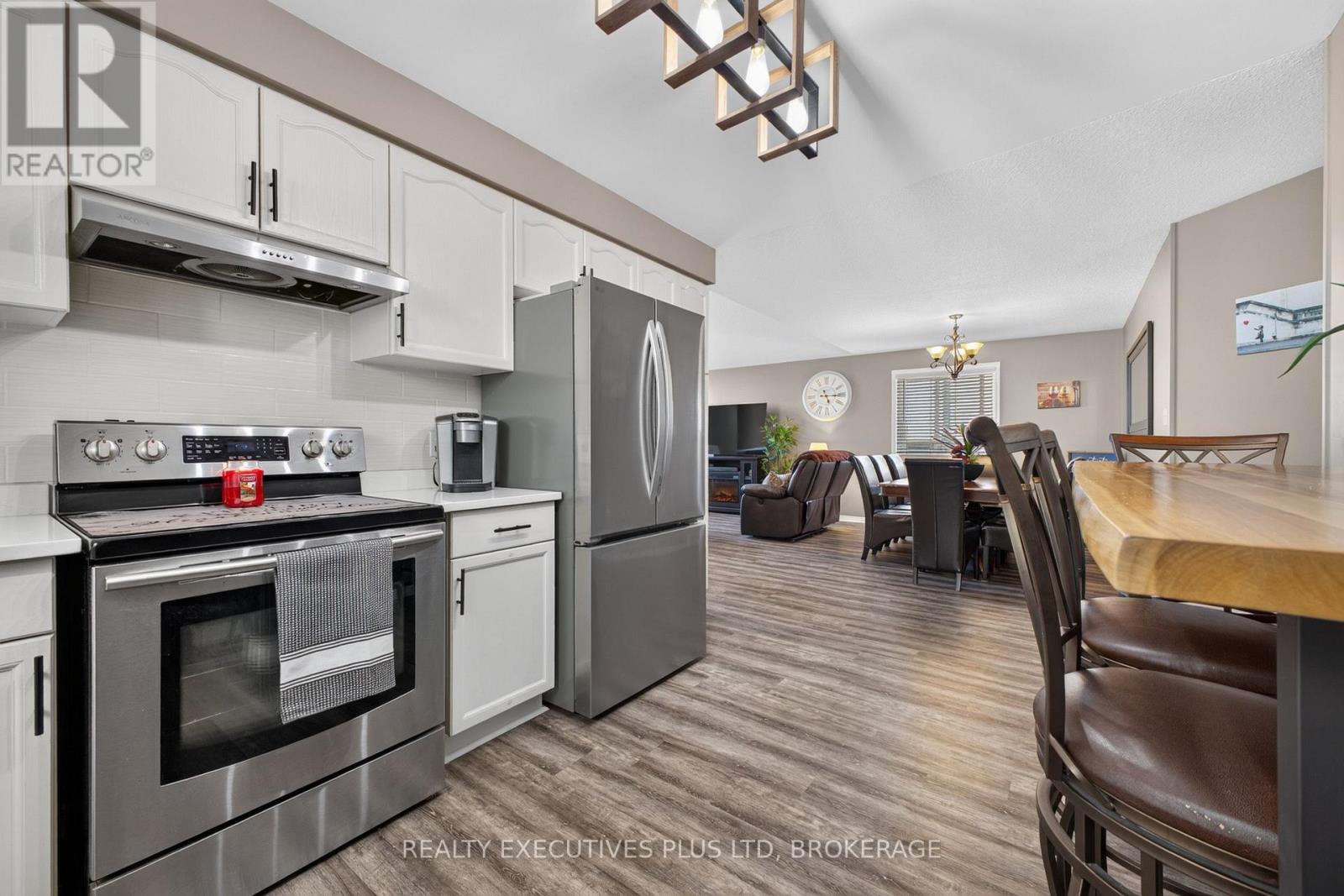 7802 SABINE DRIVE, Niagara Falls (Ascot) — photo 12