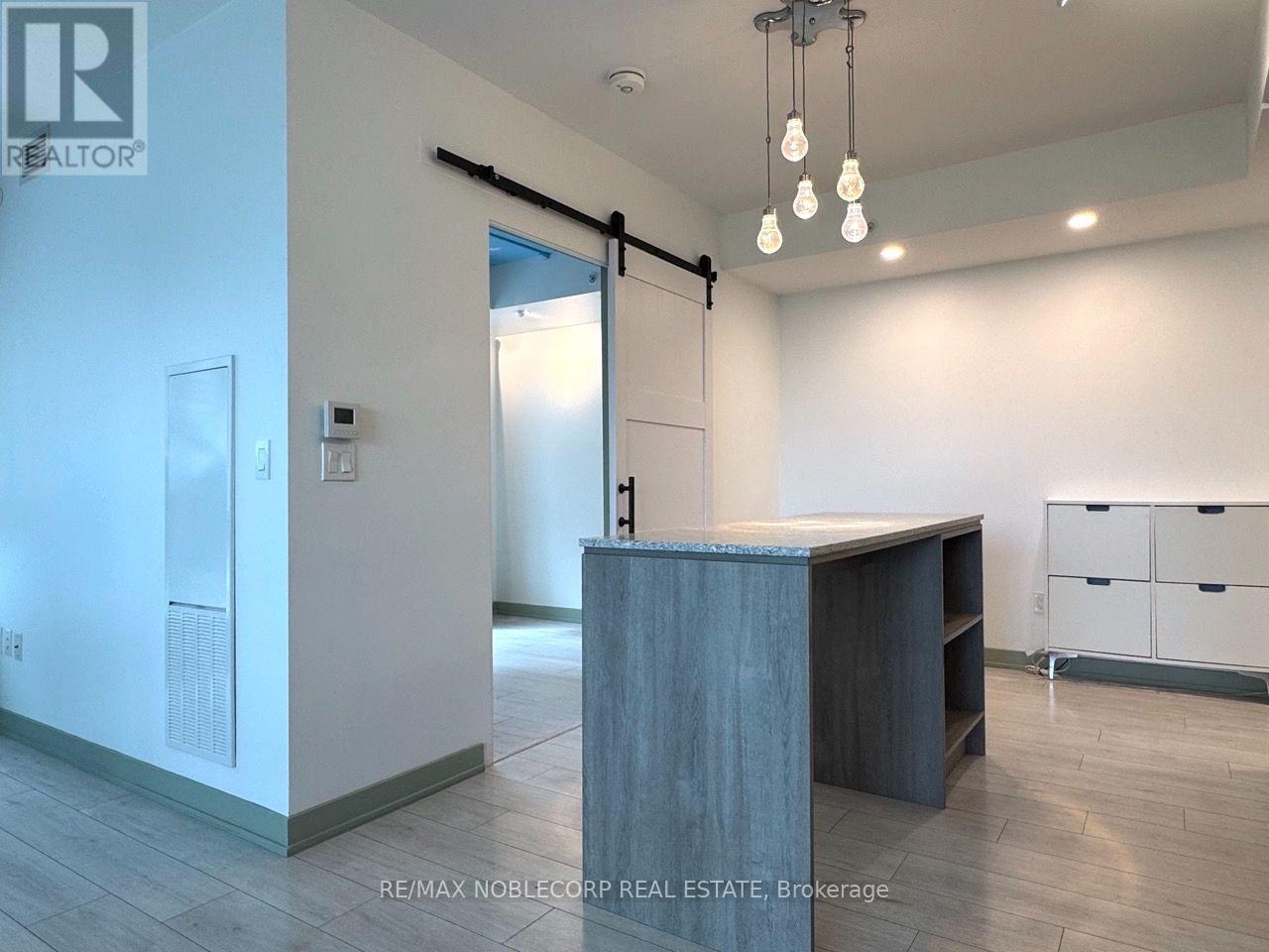 263 - 31 TIPPETT ROAD, Toronto (Clanton Park) — photo 8