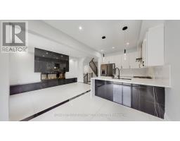 642 Sweetwater Crescent, Newmarket, ON L3X0H5 Photo 10