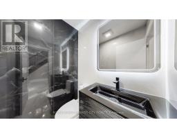 642 Sweetwater Crescent, Newmarket, ON L3X0H5 Photo 18