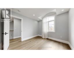 642 Sweetwater Crescent, Newmarket, ON L3X0H5 Photo 33