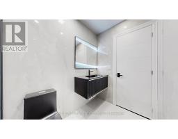 642 Sweetwater Crescent, Newmarket, ON L3X0H5 Photo 39