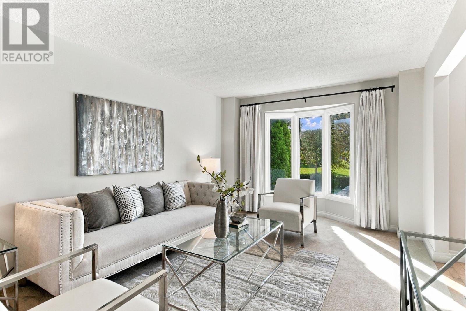 50 GARNISH GREEN, Markham (Markham Village) — photo 3