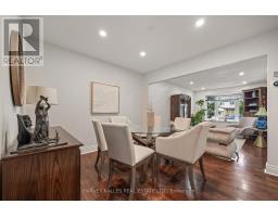 Sitting room - 221 Snowshoe Crescent, Markham, ON L3T4N2 Photo 7
