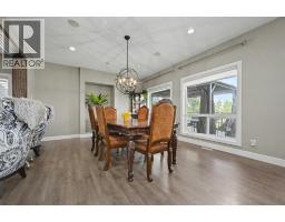 5pc Bathroom - 11813 86a Street, Grande Prairie, AB T8X0H4 Photo 8