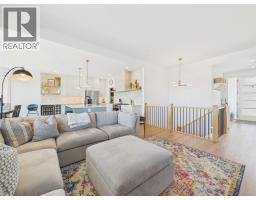 1081 Antler Drive, Penticton, BC V2A0C9 Photo 16