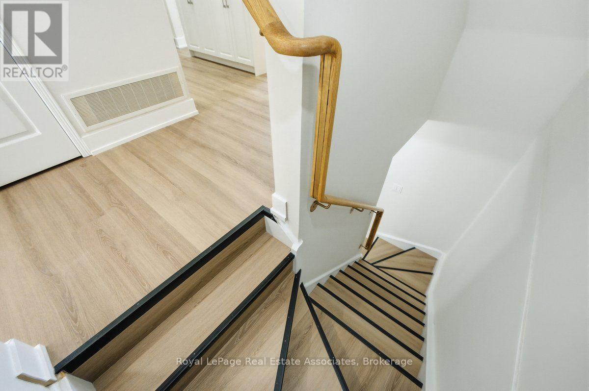 #16 3975 EGLINTON AVENUE W - Image 28