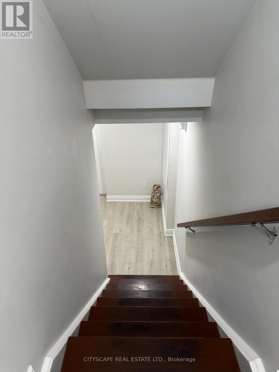 BSMT - 6 LUCKY LANE, Brampton (Sandringham-Wellington) — photo 3