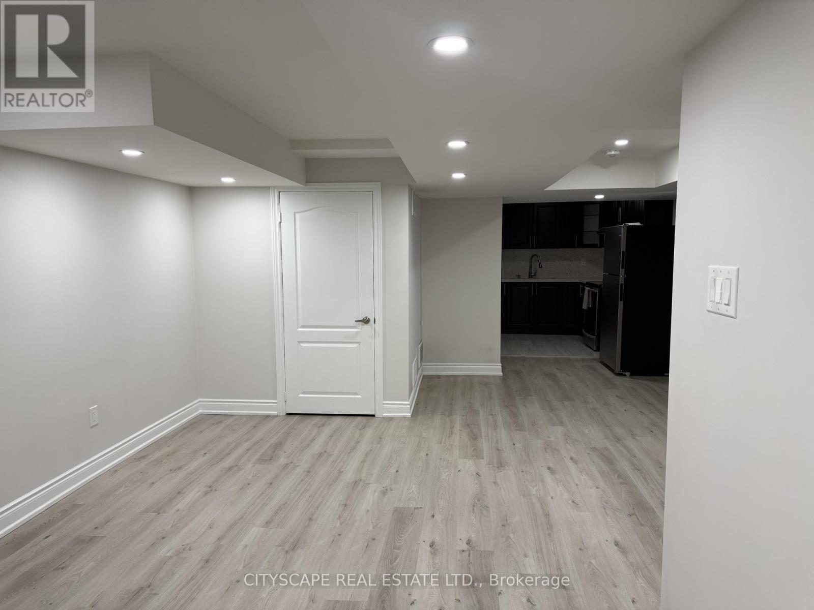 BSMT - 6 LUCKY LANE, Brampton (Sandringham-Wellington) — photo 8