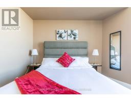 1905 - 330 Burnhamthorpe Road W, Mississauga, ON L5B0E1 Photo 13