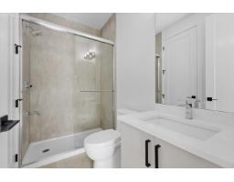 101 5840 179 Street, Surrey, BC V3S4J9 Photo 9
