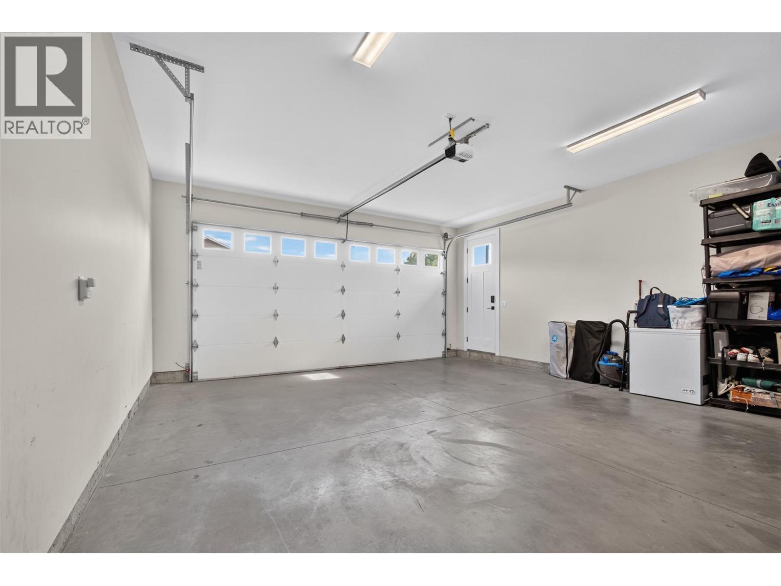 2400 Hawks Boulevard, West Kelowna