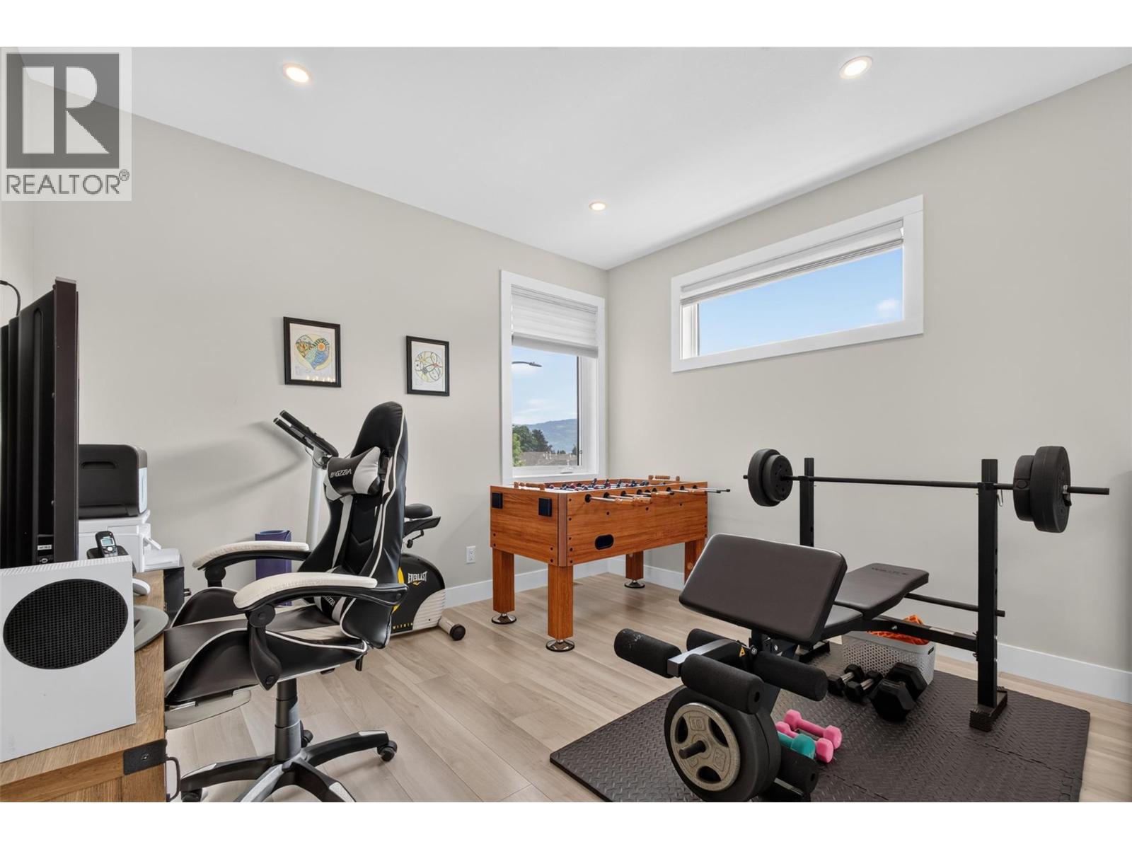 2400 Hawks Boulevard, West Kelowna