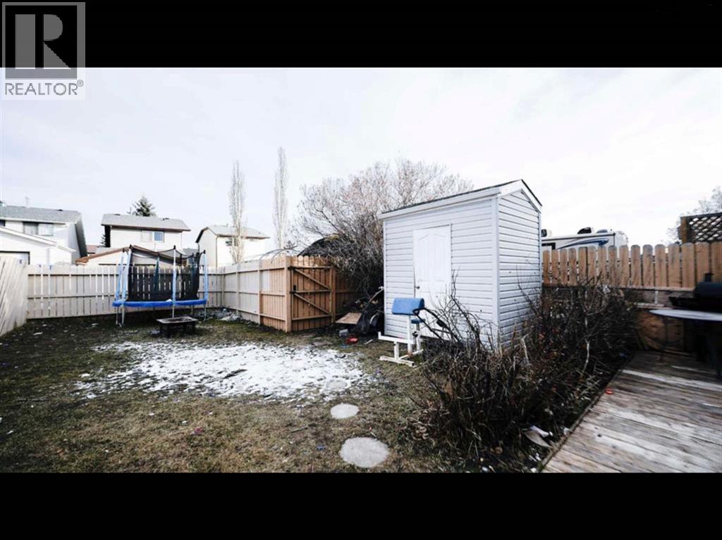 95 Castlegreen Close NE - photo 13