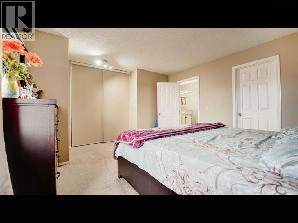 95 Castlegreen Close NE - photo 8