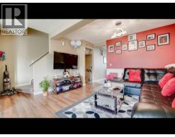 95 Castlegreen Close NE - photo 3