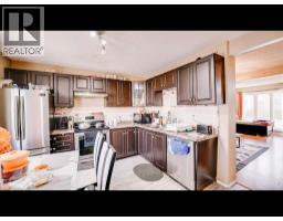95 Castlegreen Close NE - photo 5