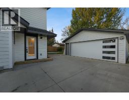 3375 Breton Close Nw, Calgary, AB T2L1X3 Photo 45